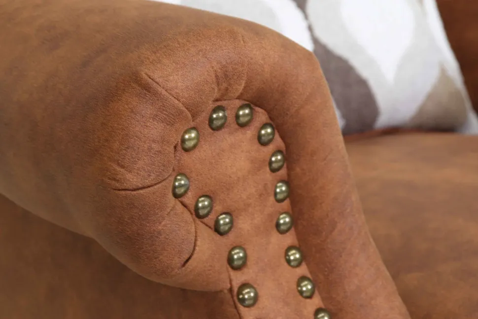 Chesterfield nojatuoli konjakki preston antiikkikangas