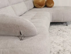 EMOTION DIVAANISOHVA SÄHKÖSÄÄDÖILLÄ