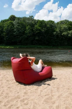 LOUNGE MUOTOILTU SÄKKITUOLI KEINONAHKALLA