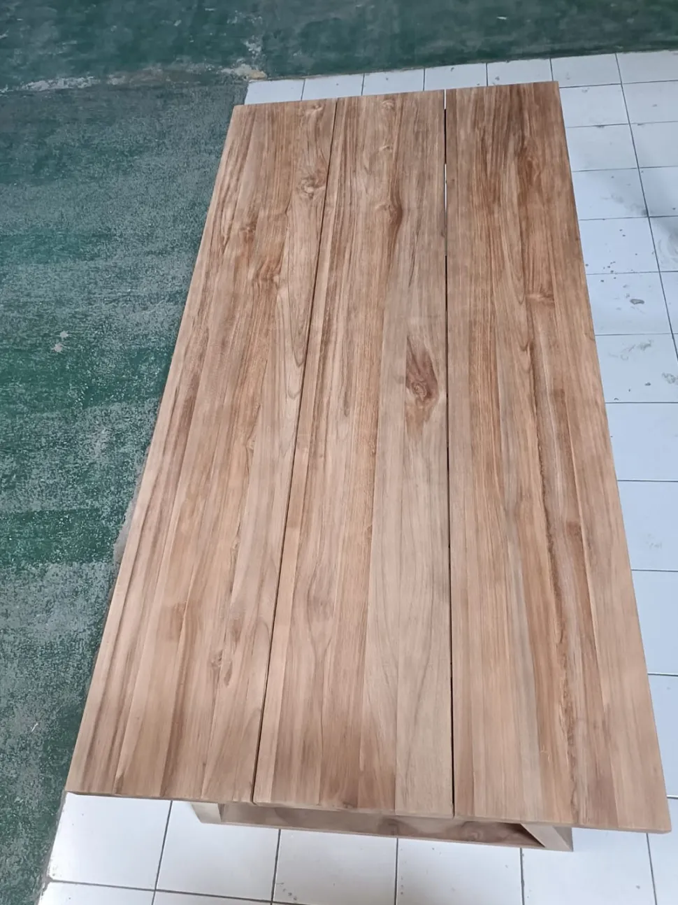 Marcelo Tiikki ruokapöytä 270x100cm + 10 Marcelo Teak tuolia, paksua massiivitiikkiä!