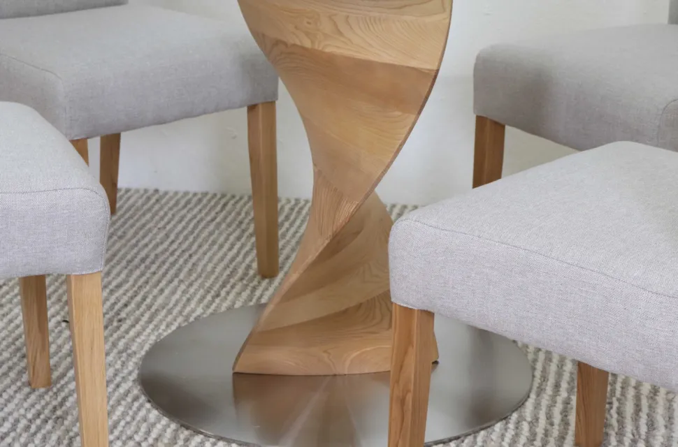 ORIENT PYÖREÄ 120 CM DESIGN RUOKAPÖYTÄ LASIKANNELLA + 4 MALAGA TUOLIA
