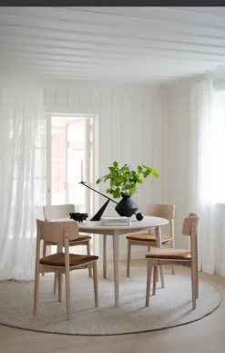 ROWICO WOLCOTT RUOKAPÖYDÄN TUOLI
